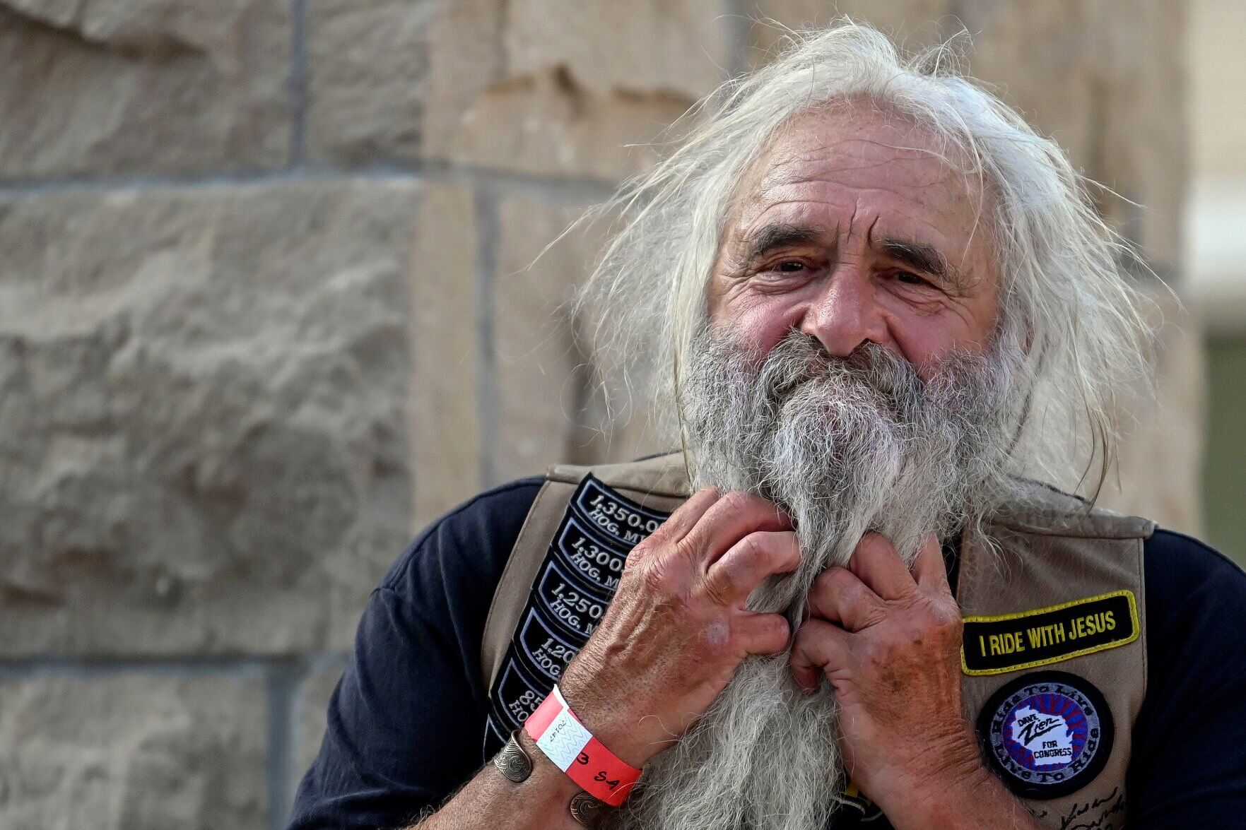 081122-BeardCompetition18.jpg